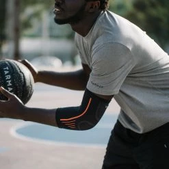 Tarmak Snorkeling & Scubadiving Soft 300 Right/Left Elbow Support Adult