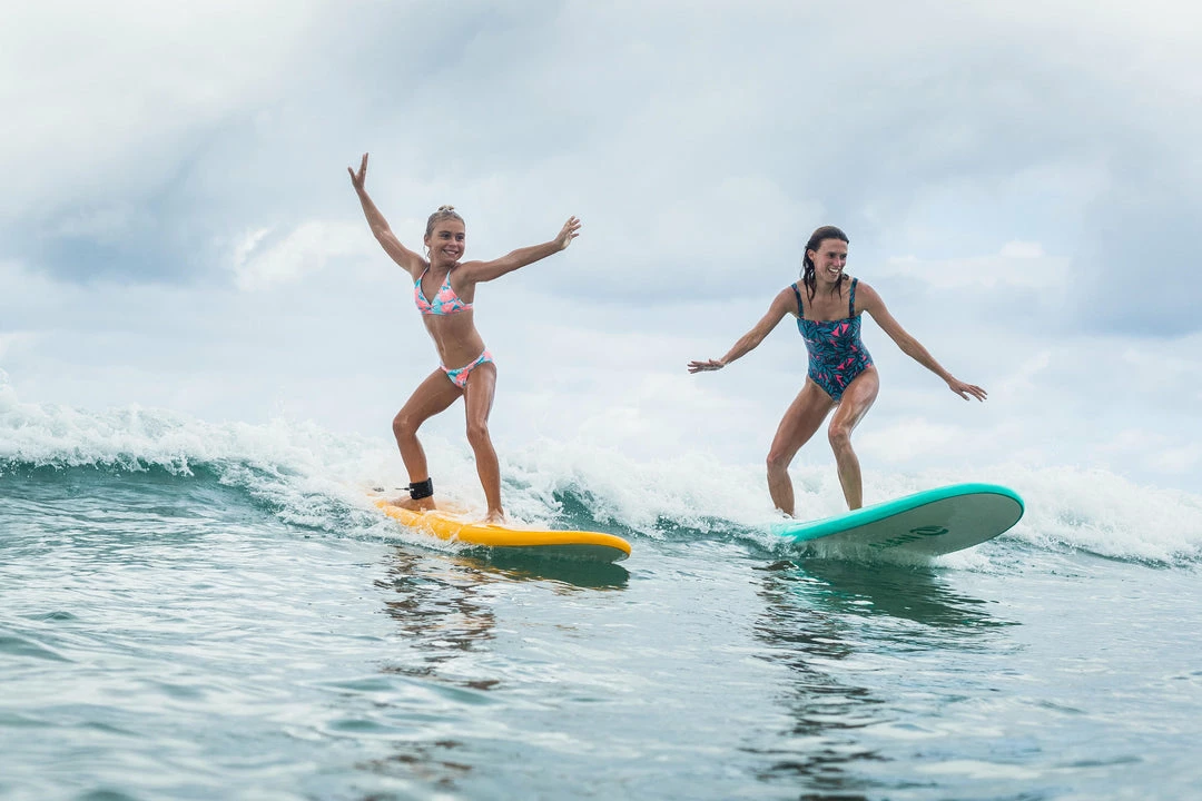 Surfing Decathlon Olaian 100 Foam Soft Surfboard 7'5 80L Concave W/ Handle, Leash & Soft Edge Fins