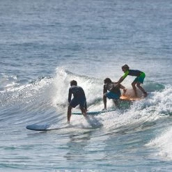 Olaian 500 Foam Surfboard 8'6 95L Curved Triple Stringer W/ Handle, Leash & Soft Edge Fins